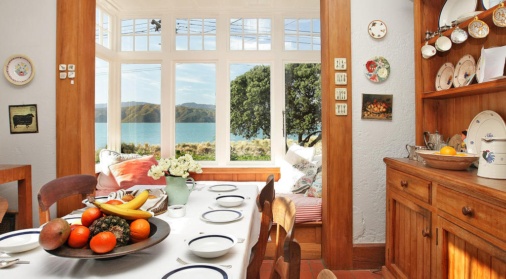 Beachfront Wellington Bed And Breakfast Extérieur photo