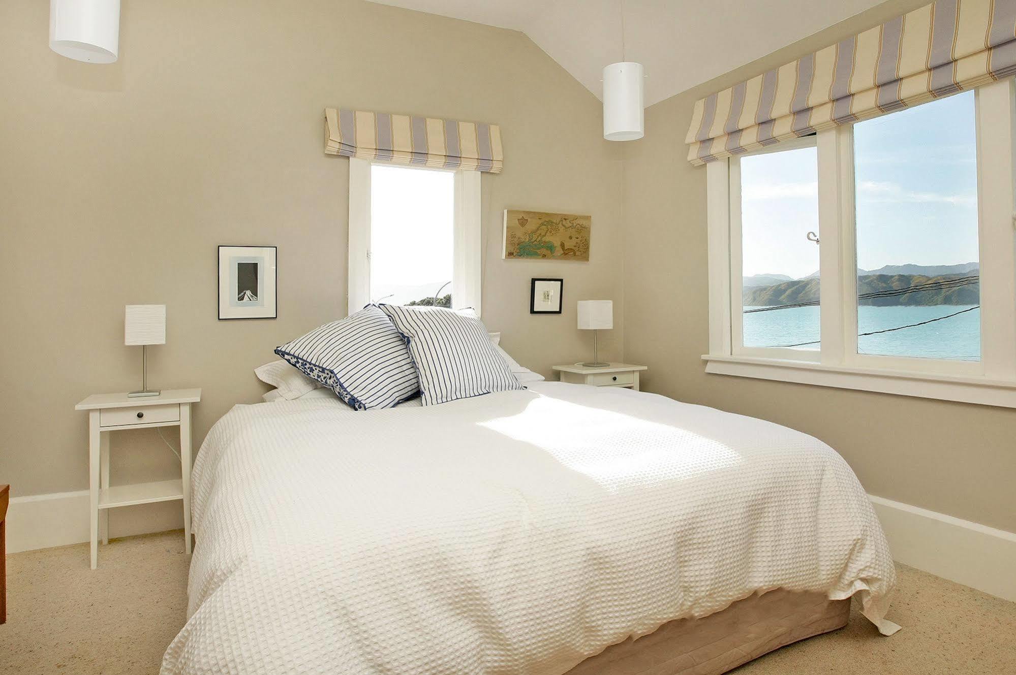 Beachfront Wellington Bed And Breakfast Extérieur photo